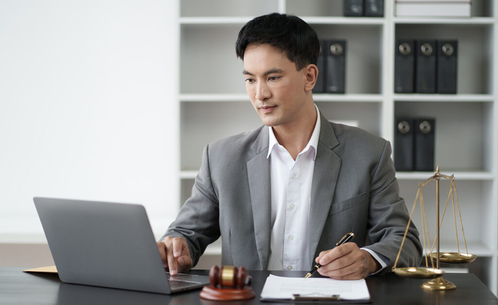 document review and paralegal outsourcing support 2